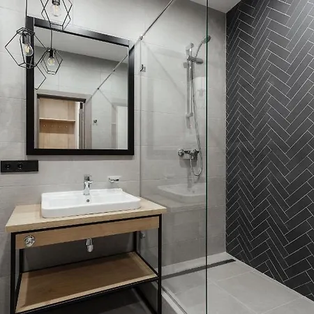 Апартаменти Pearl 27 Loft Apartment *