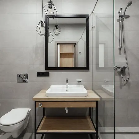 Апартаменти Pearl 27 Loft Apartment *